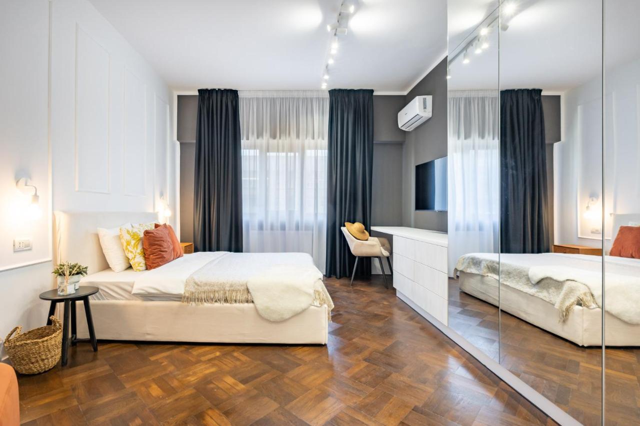 Elegant Two Bedrooms Apartment Bukarest Kültér fotó