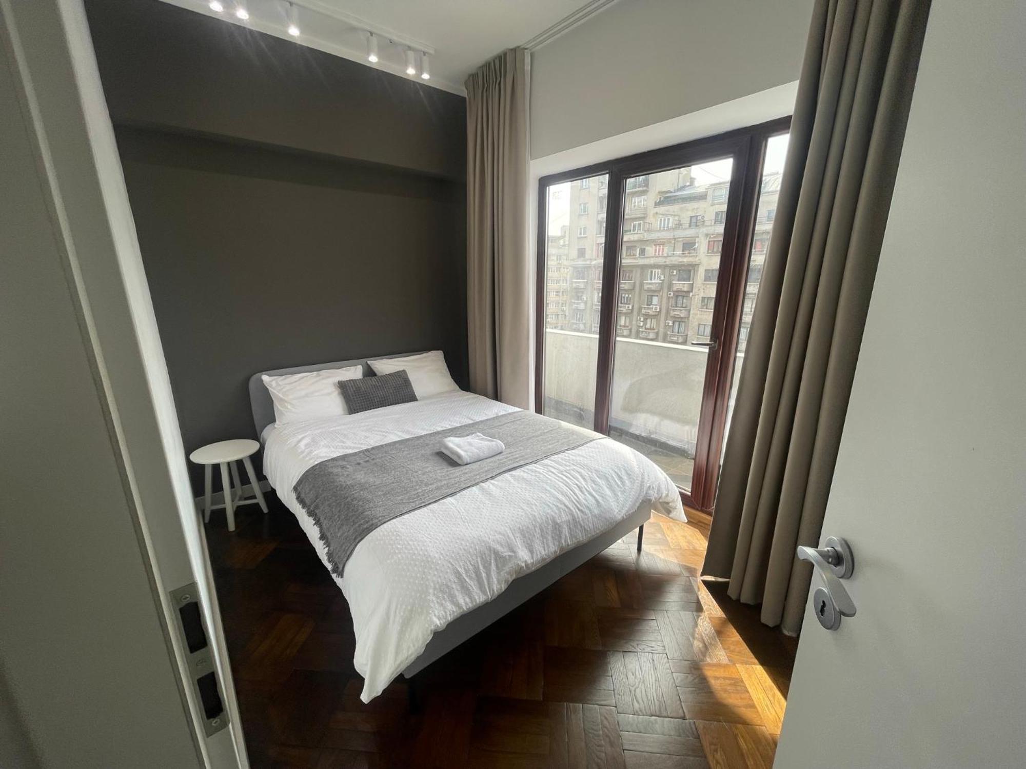Elegant Two Bedrooms Apartment Bukarest Kültér fotó